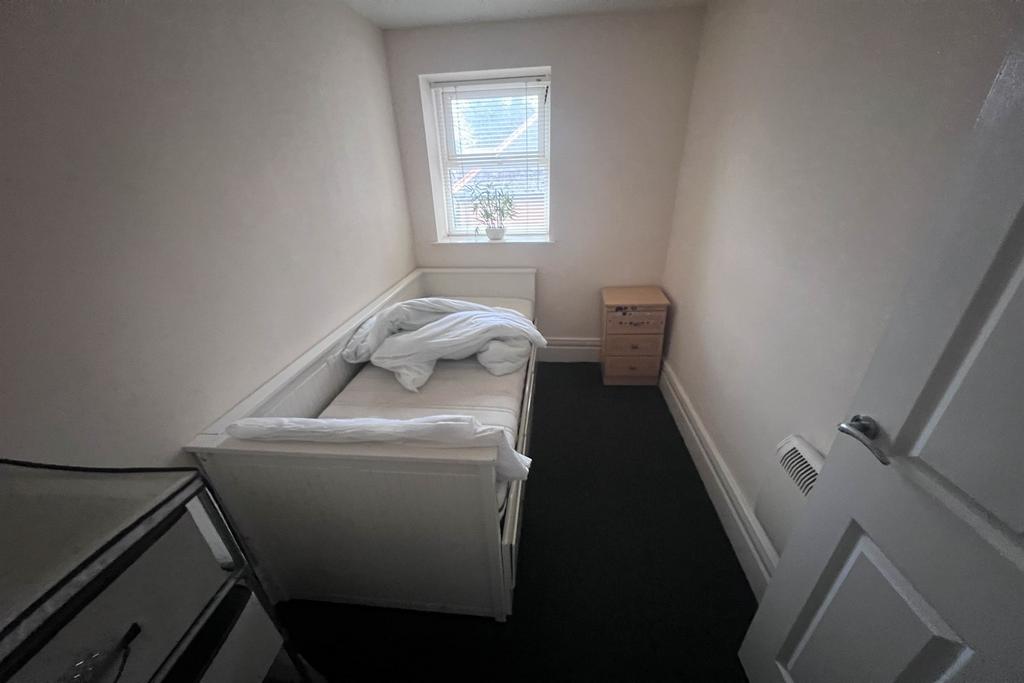 Flat 9