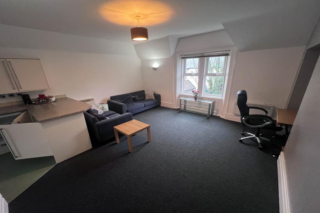 Flat 9