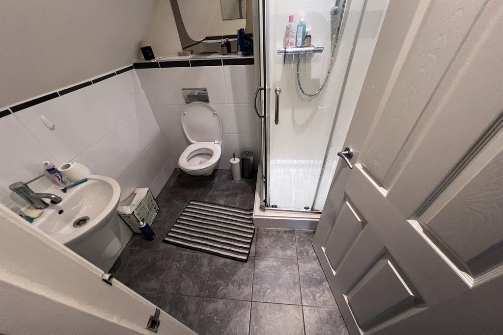 Flat 10