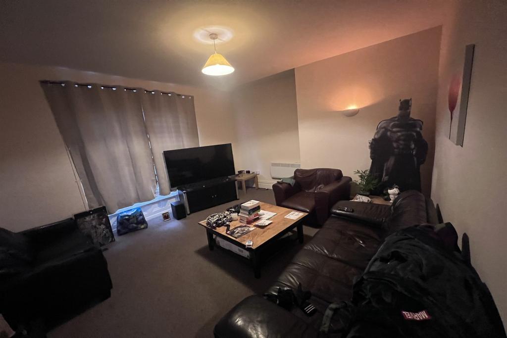 Flat 10