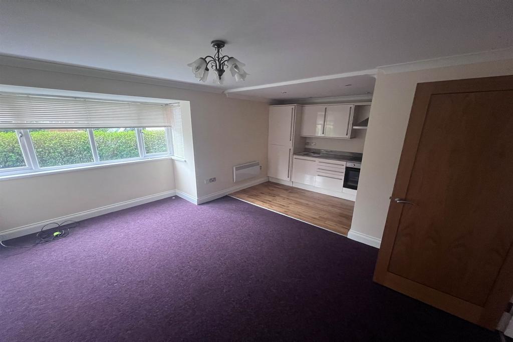 Flat 1
