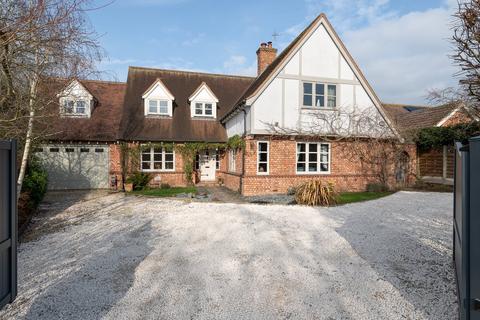 4 bedroom detached house for sale, Lane off Kimbolton Road, Bedford, MK41