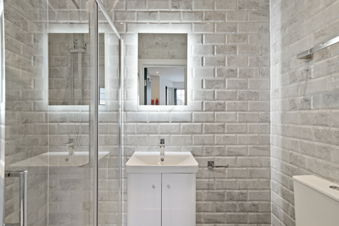 undefined, York Road, Ilford, IG1