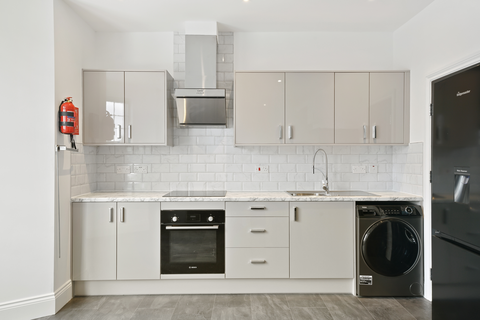 undefined, York Road, Ilford, IG1