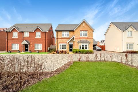 4 bedroom detached house for sale, Cinderpath Way, Great Bentley, Colchester, CO7