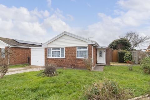 2 bedroom detached bungalow for sale, Elmstone Gardens, Cliftonville, CT9