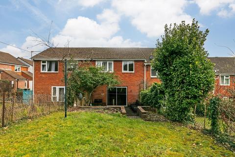 75 May Tree Close, Winchester, SO22 4JF