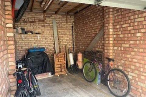 Garage for sale, Manor Gardens, Scarborough, North Yorkshire, YO12