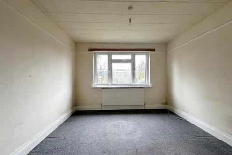 36 Shrublands Close, Chelmsford, CM2 6LR
