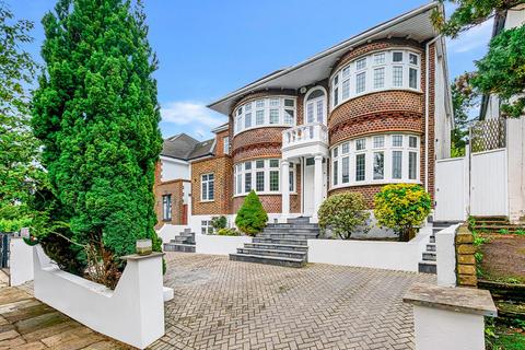 5 bedroom detached house to rent, Alexander Avenue, London, NW10