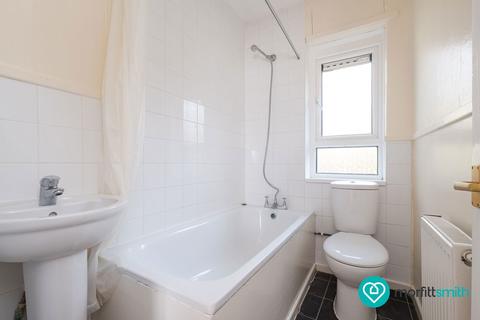 40 Donovan Road, Sheffield, S5 8TB