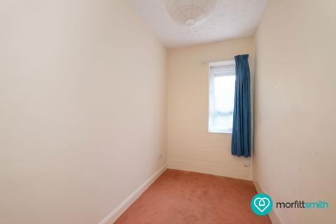 40 Donovan Road, Sheffield, S5 8TB