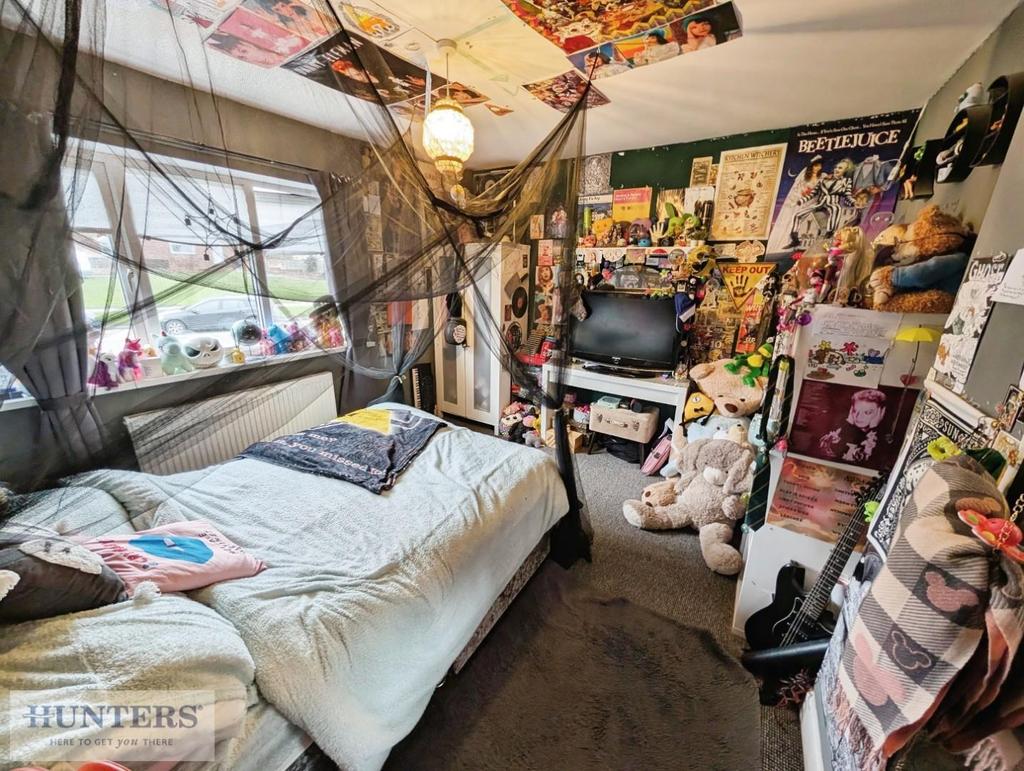 Second bedroom