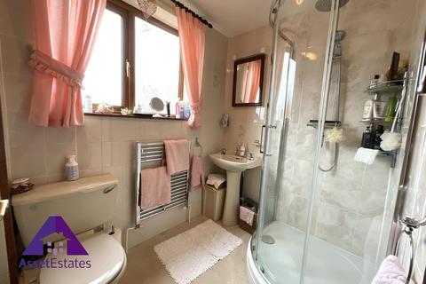 3 bedroom semi-detached house for sale, Penrhiwgarreg Houses, Abertillery