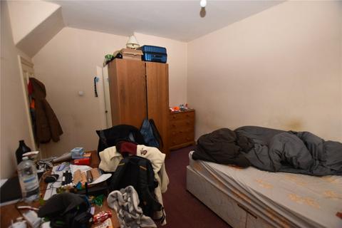 103 Tempest Road, Leeds, LS11 6RD