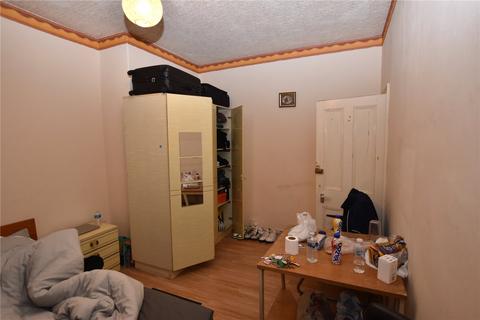 103 Tempest Road, Leeds, LS11 6RD