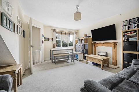 3 bedroom end of terrace house for sale, Goldcrest Way, Bicester, OX26