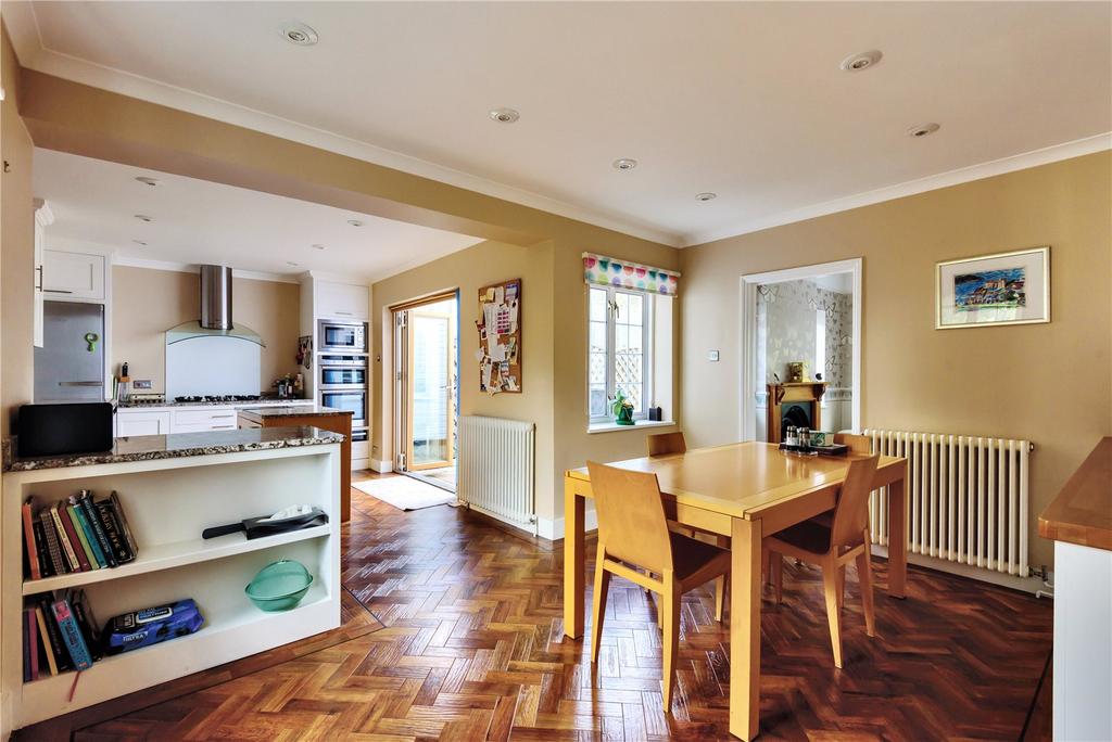 Kitchen/B'kfast Room