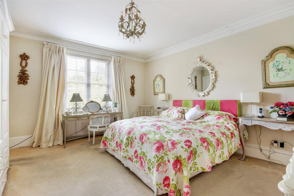 Main Bedroom