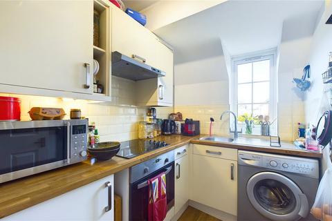 1 bedroom flat for sale, St Lawrence Court, Surrey GU24