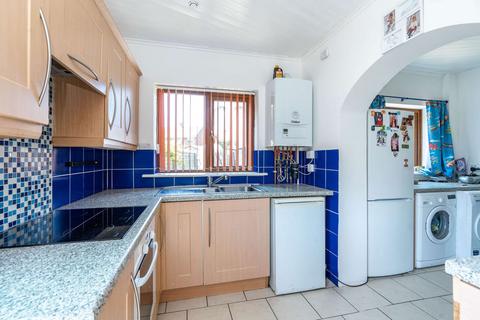 102 Brownlow Crescent, Pinchbeck, Spalding, PE11 3XD