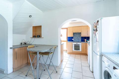 102 Brownlow Crescent, Pinchbeck, Spalding, PE11 3XD