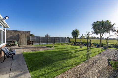 2 bedroom detached bungalow for sale, Bourne Road, Spalding, Lincolnshire, PE11