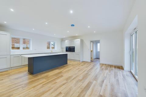 5 bedroom detached house for sale, Cherry Close, Sutton St. James, Spalding, Lincolnshire, PE12