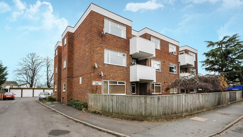 Flat 12 Talbot Court