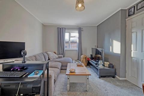 1 bedroom flat for sale, Adams Glade, Rochford SS4