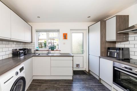 1 Buckles Close, Abingdon, OX14 1UP