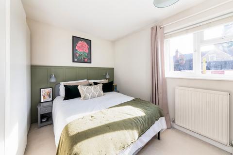 1 Buckles Close, Abingdon, OX14 1UP