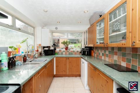 6 bedroom semi-detached house for sale, Orchard Street, Daventry NN11