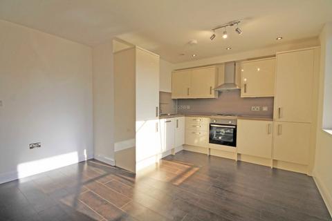 1 bedroom flat to rent, St. Johns Road, Isleworth TW7