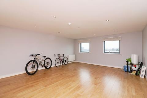 2 bedroom flat to rent, Woolners Way, Stevenage, SG1