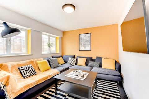 7 bedroom house of multiple occupation to rent, Blakeney Road, Bristol BS7