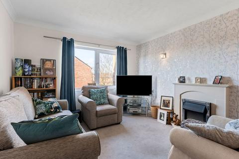 2 bedroom flat for sale, Chapel Street, Hazel Grove, Stockport, SK7 4HT