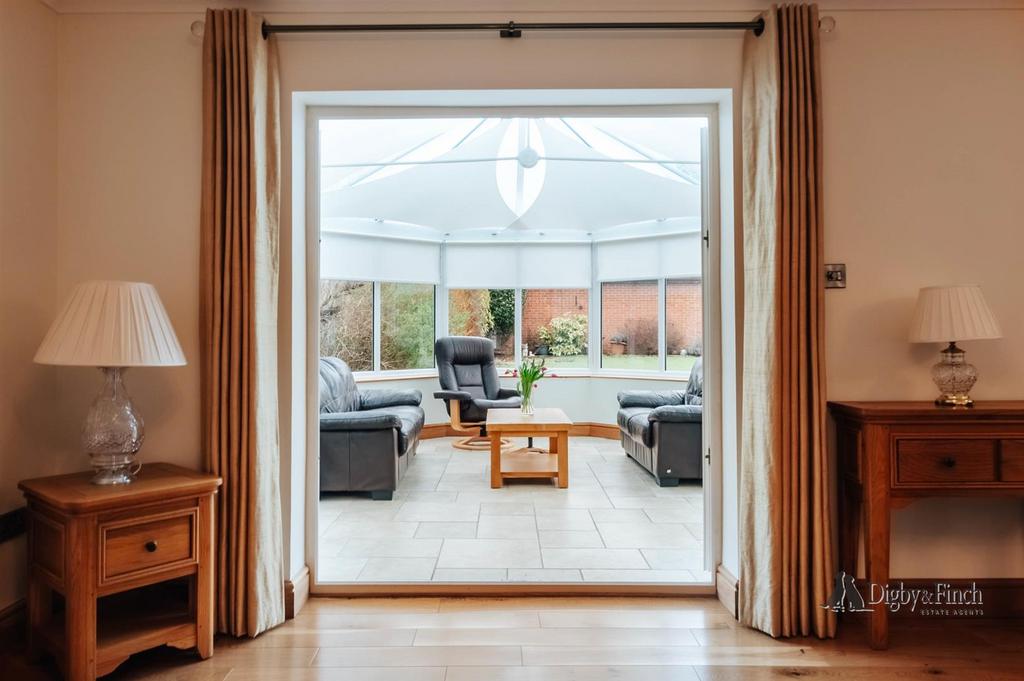 11 Exeter Gardens