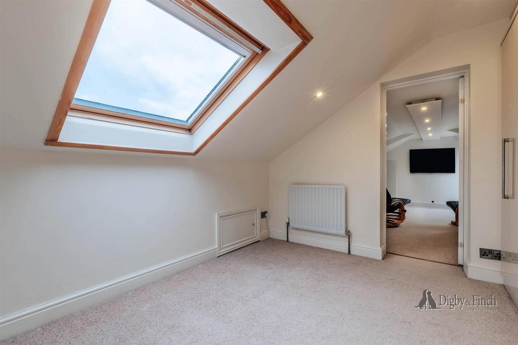 11 Exeter Gardens