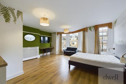 undefined, Dragon Parade, Harrogate, HG1