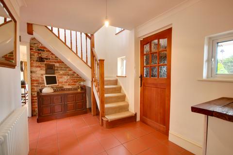 3 bedroom detached house for sale, WEST END! CHARACTER COTTAGE WITH FURTHER POTENTIAL!