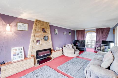 4 bedroom detached house for sale, Leen Mills Lane, Hucknall NG15