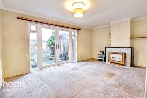 52 Woolmer Green, Basildon, SS15 5LN