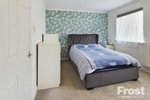 undefined, Furnival Avenue, Slough, Berkshire, SL2