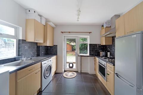 2 bedroom flat for sale, Dunster Gardens, West Hampstead, NW6