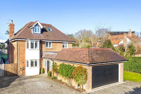 5 bedroom detached house for sale, Leatherhead Road, Oxshott, Leatherhead, Surrey, KT22