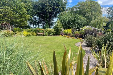 5 bedroom detached house for sale, Manor Close, Berrow, Burnham-on-Sea, Somerset, TA8