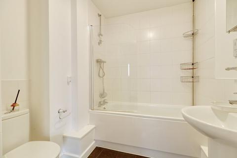 93 Griffiths Road, Purfleet-on-thames, RM19 1AR