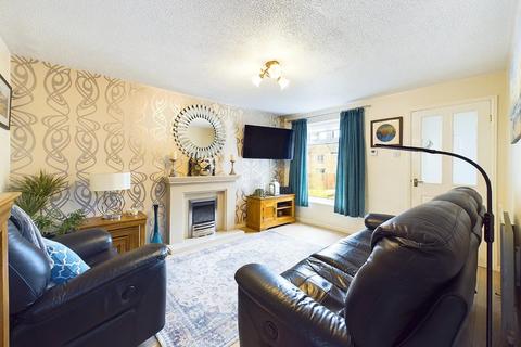 24 Croftlands, Bradford, BD10 8RW