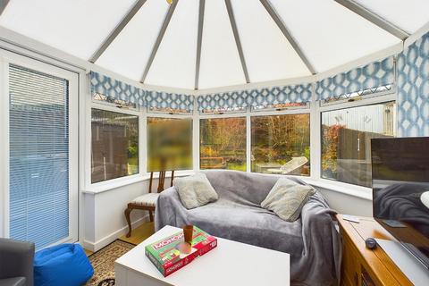 24 Croftlands, Bradford, BD10 8RW